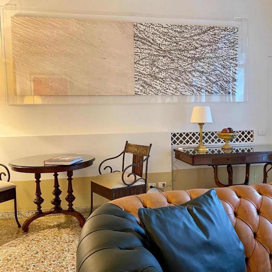 Albergo ปิเอตราซานตา ภายนอก รูปภาพ